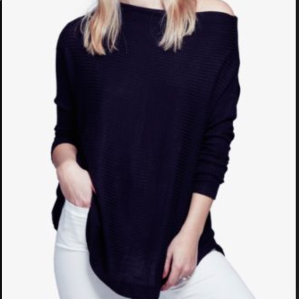 Black sweater/tunic